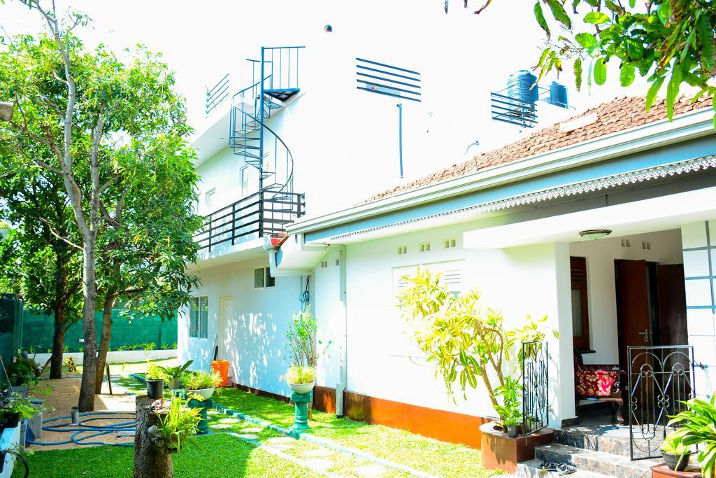 Mama Beach Villa Negombo Eksteriør billede