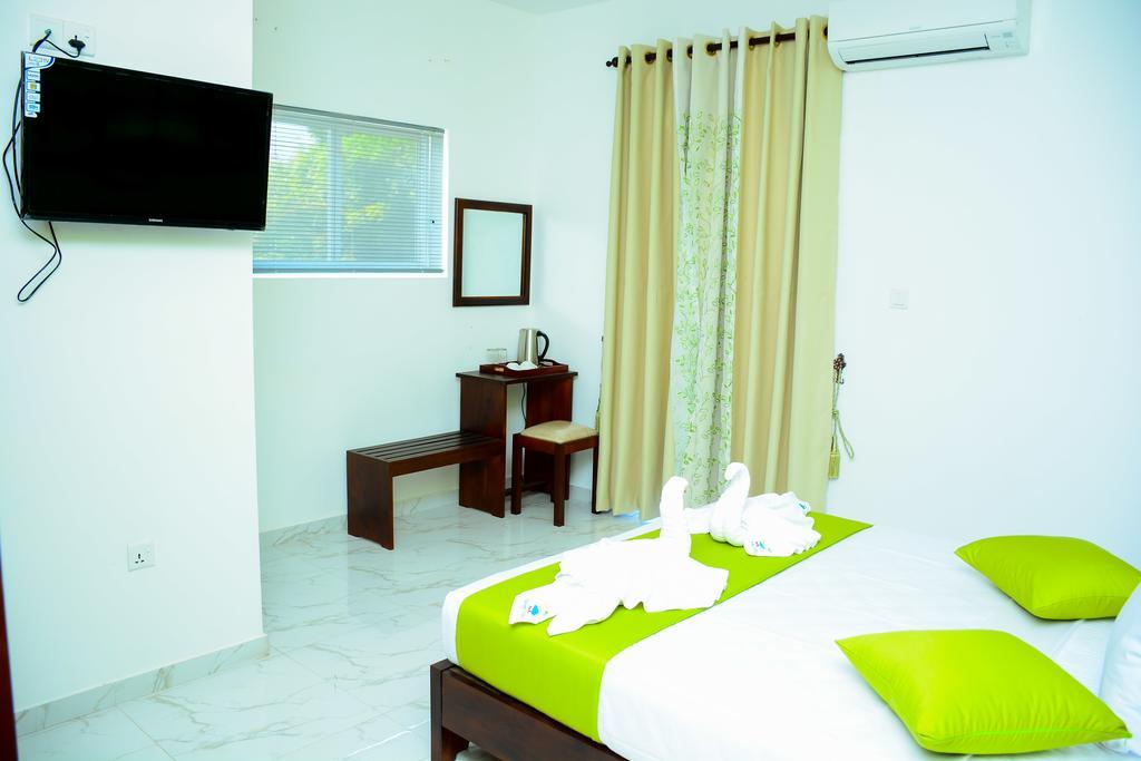 Mama Beach Villa Negombo Eksteriør billede