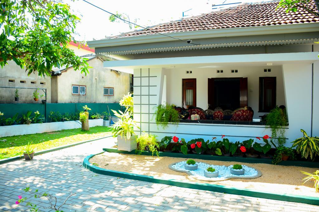 Mama Beach Villa Negombo Eksteriør billede